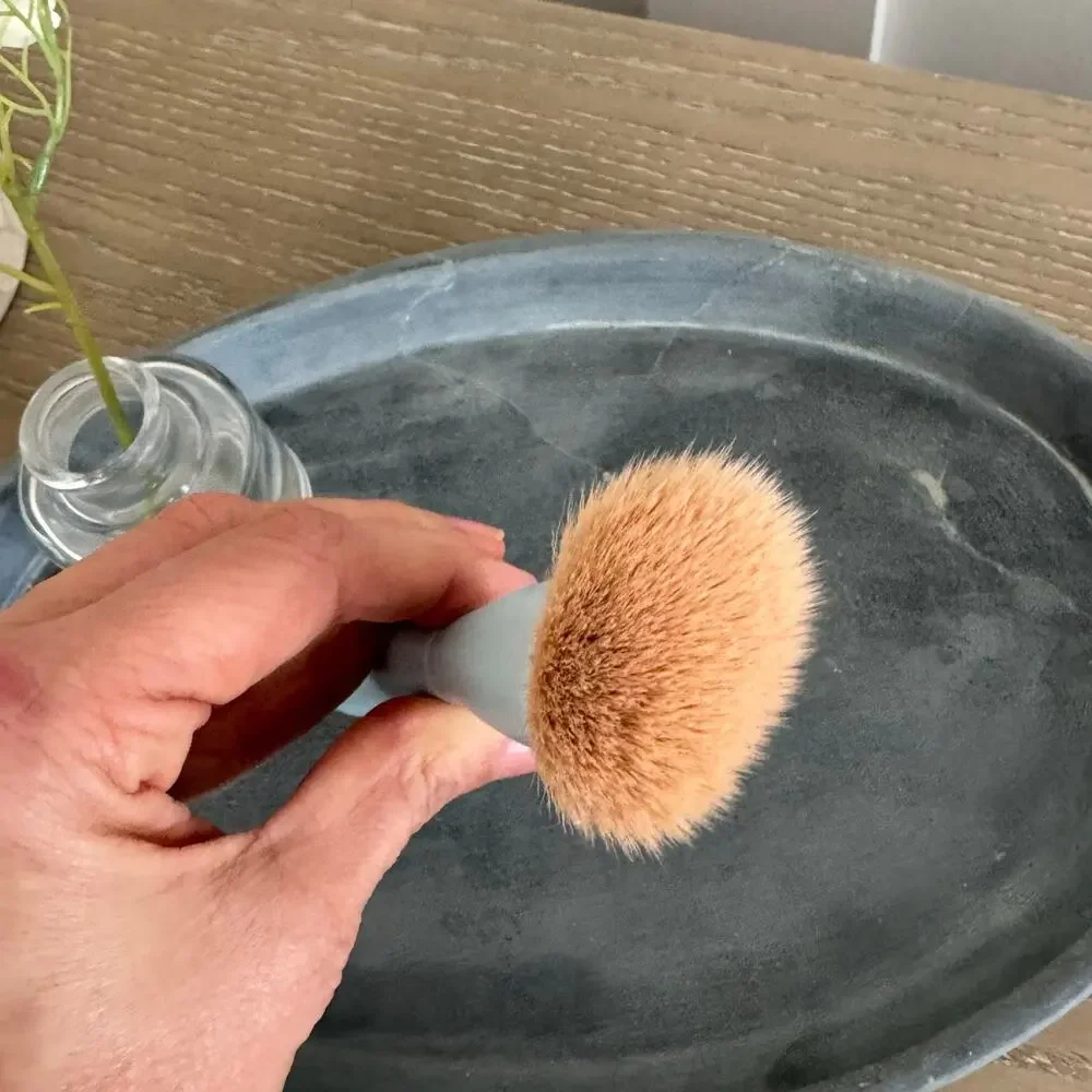 Alleyoop award winner multitasker brush
